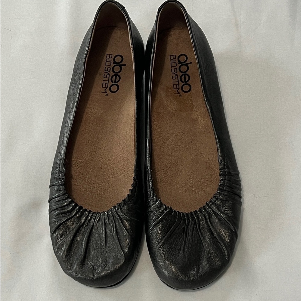 Abeo Taylin Dark Grey Metallic Leather Ballet Flats